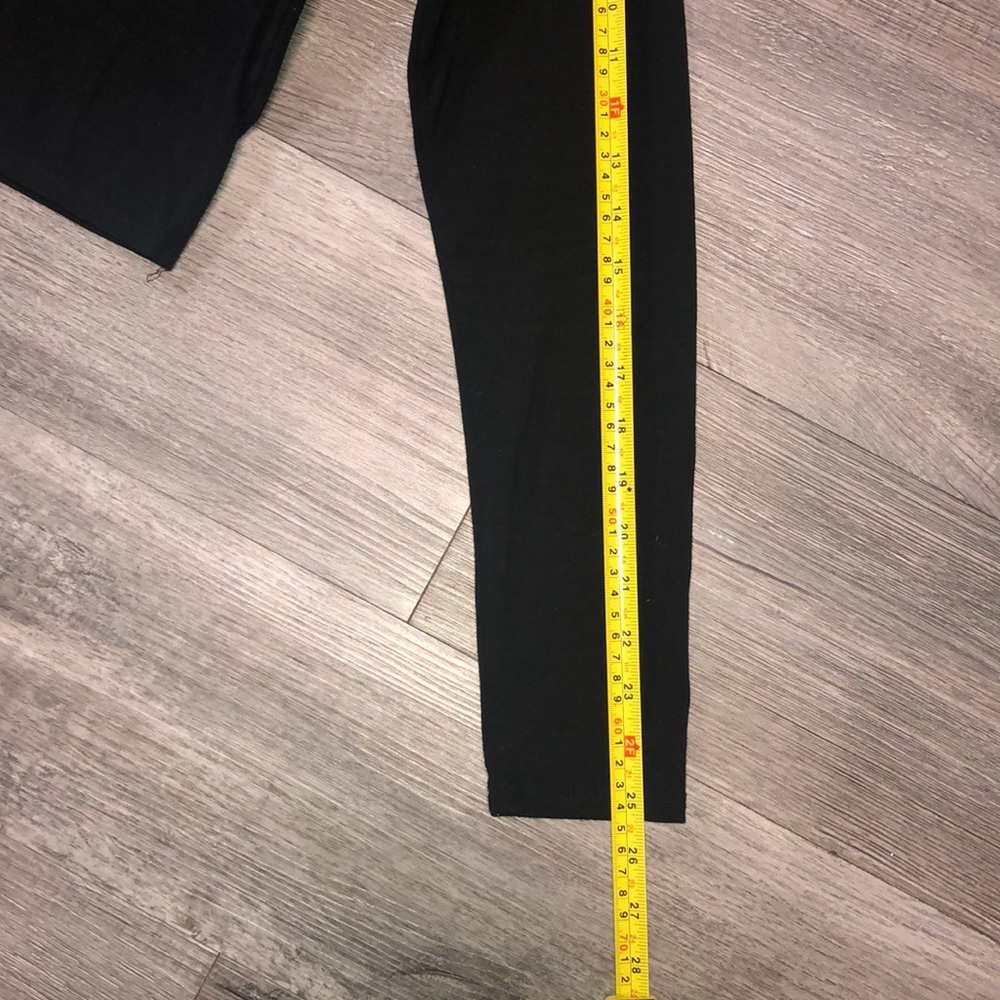 Forever 21 black turtle neck crop top - Picture 6 of 8